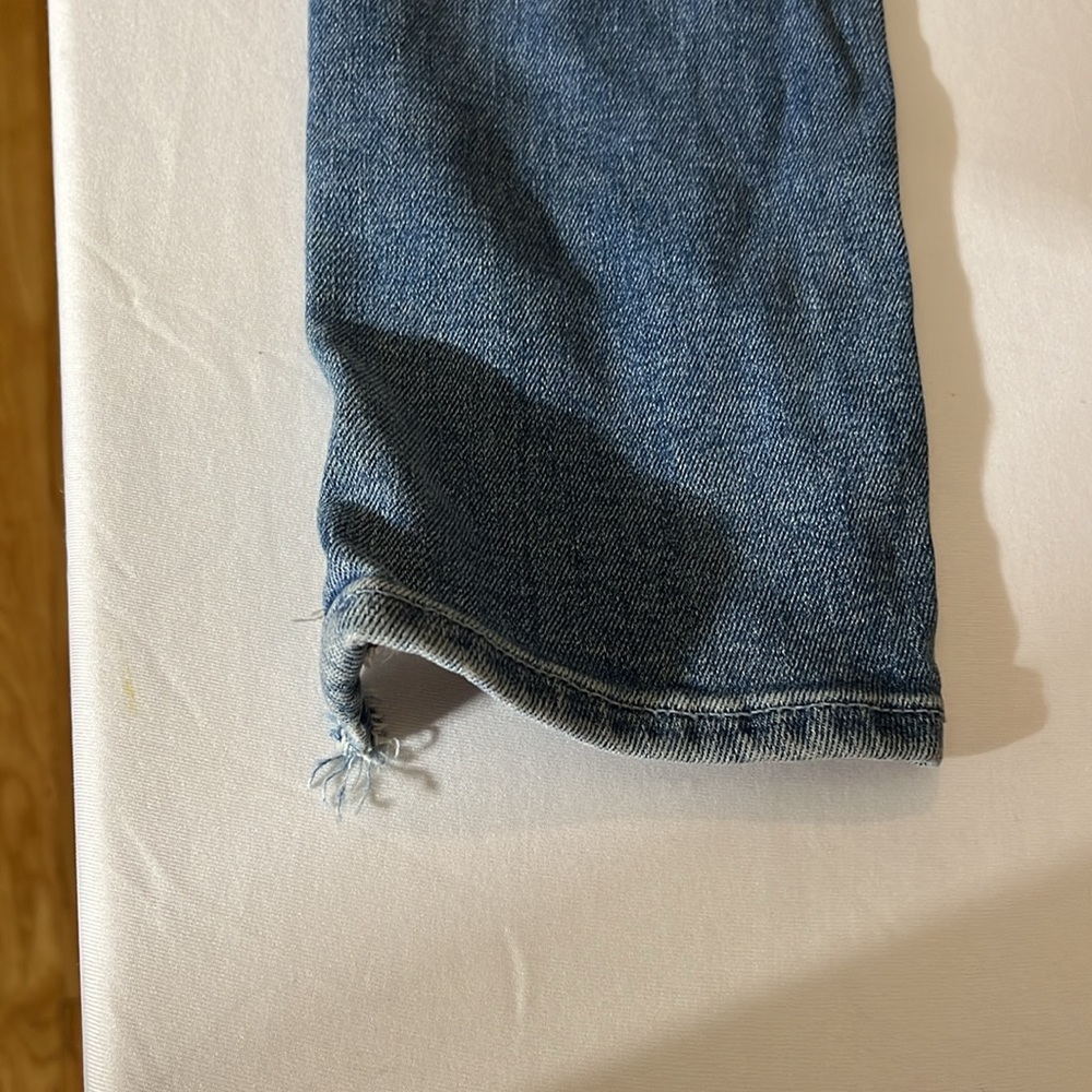 7 FOR ALL MANKIND size 26 blue jeans ANKLE GWENEVERE. stretch distressed hem - Picture 12 of 16